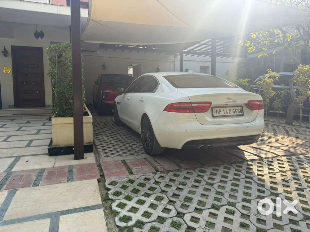 Jaguar Xe 2019