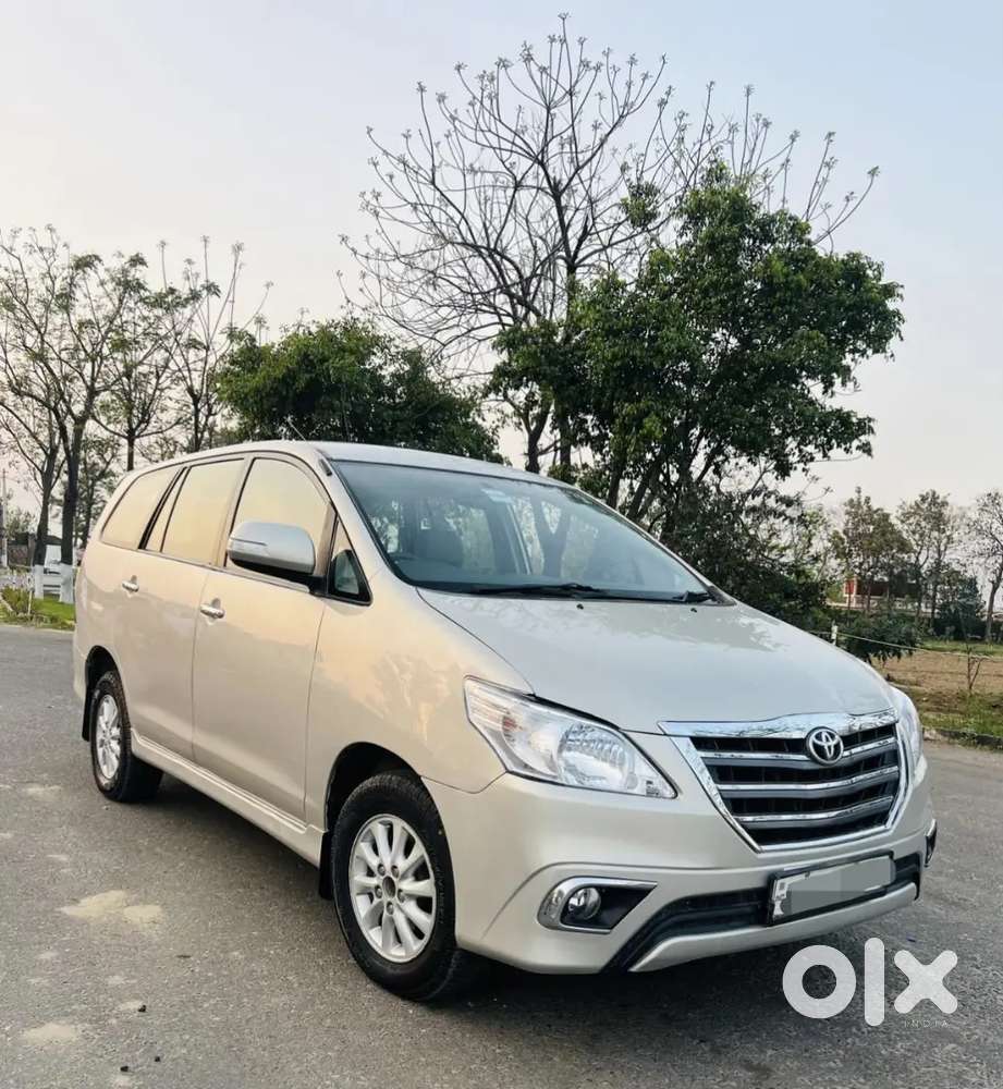 Toyota Innova 2014 Diesel Well Maintained