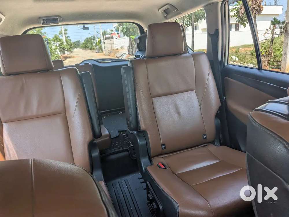 Toyota Innova Crysta 2019