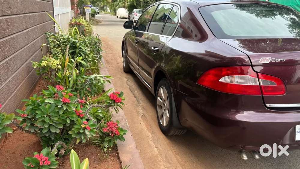 Skoda Superb, 2010, Petrol