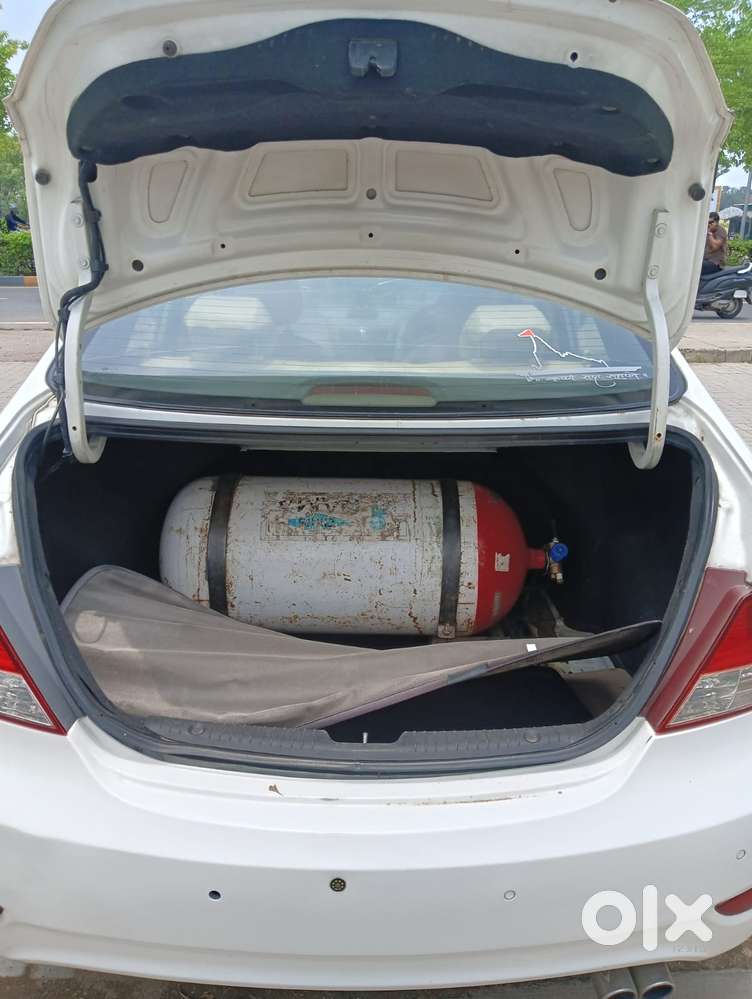 Hyundai Verna 1.6 Ex Vtvt, 2014, Cng & Hybrids