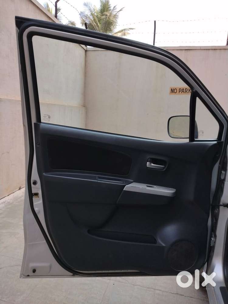 Maruti Suzuki Wagon R Lxi, 2012, Petrol