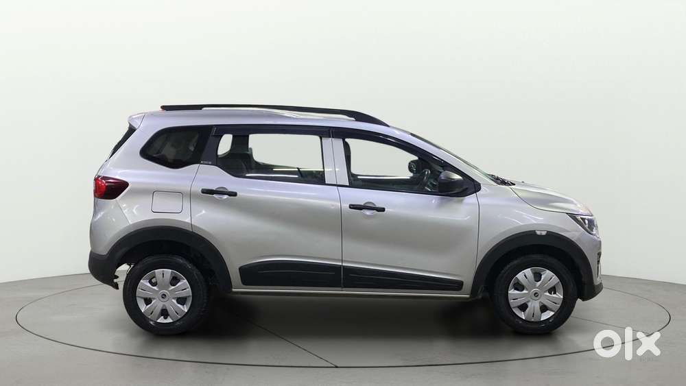 Renault Triber 1.0 Rxe, 2020, Petrol