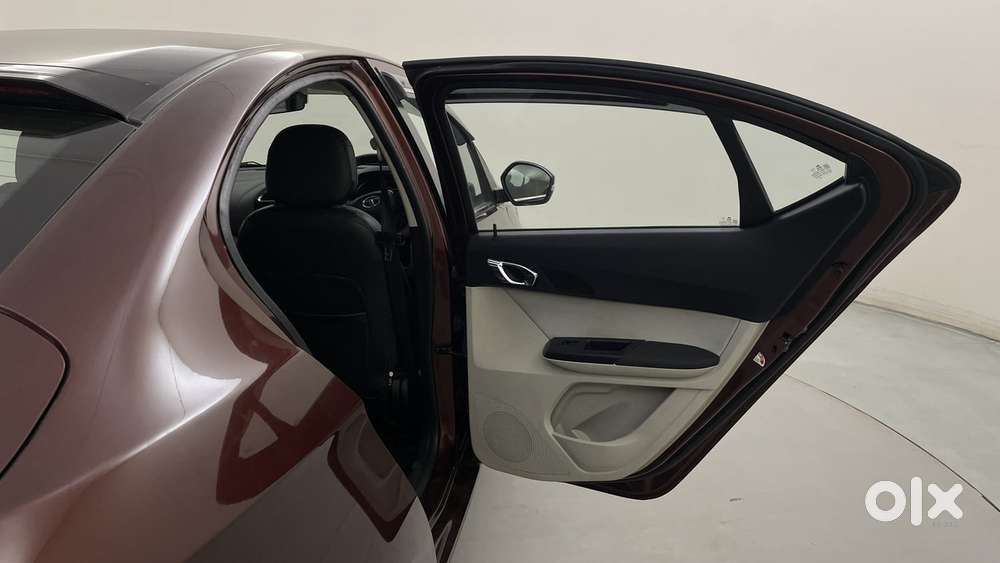 Tata Tigor Xza Plus, 2022, Petrol