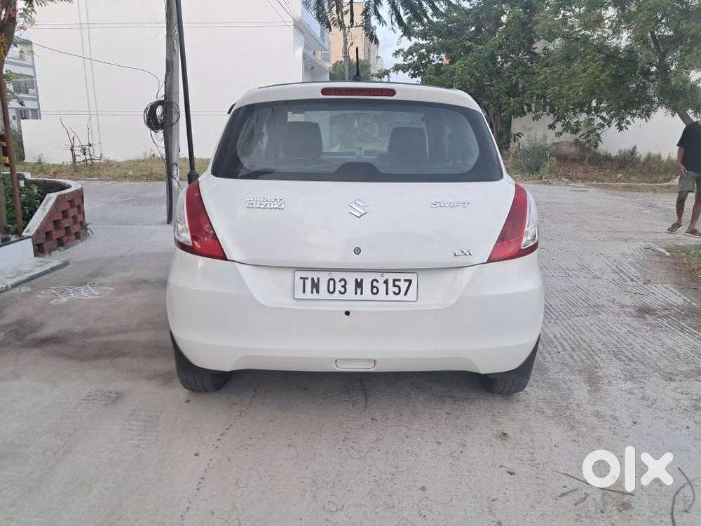 Maruti Suzuki Swift Lxi Optional-o, 2014, Petrol