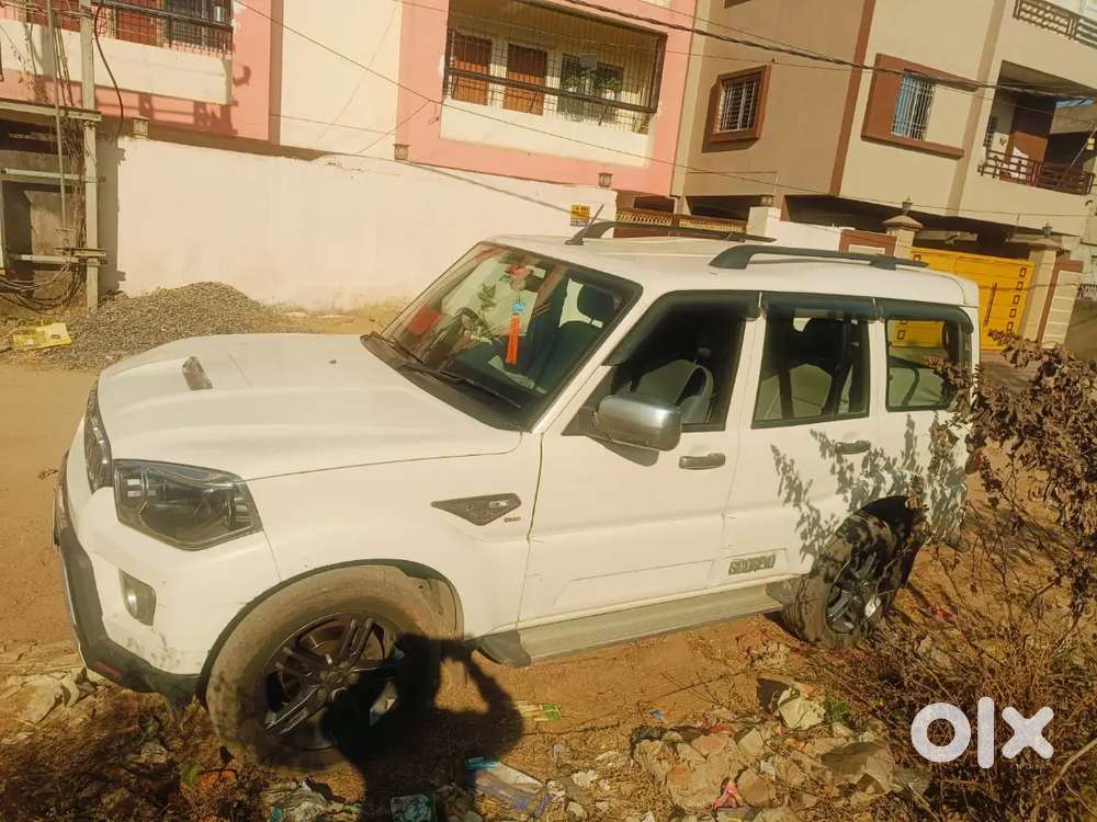 Mahindra Scorpio 2022 Drivrn78620 Km  /registration Date 30/12/2021