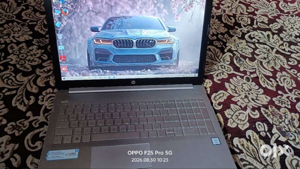 Hp laptop i3 7th gen intal core. Windows 10