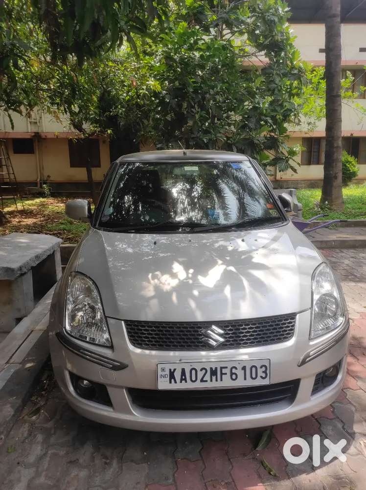 Swift 1.3 ZXI Petrol 2011