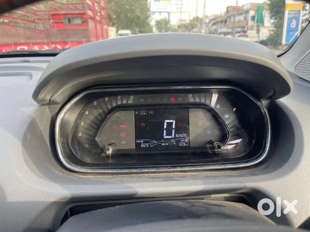 Tata Tiago 2025 Petrol 8000 Km Driven