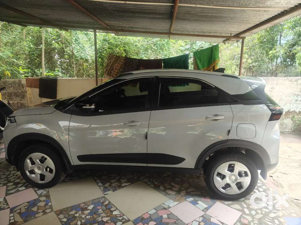 Tata Nexon Petrol 2026