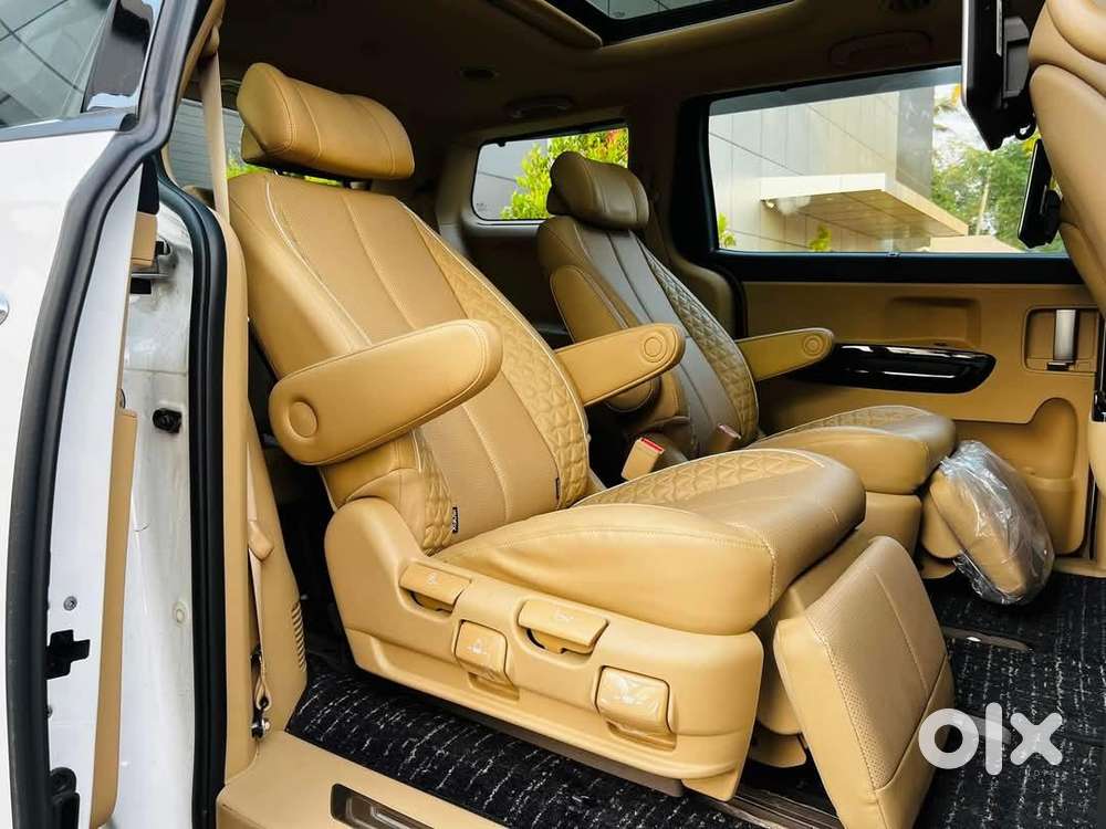 Kia Carnival Limousine Plus 7 Str, 2022, Diesel