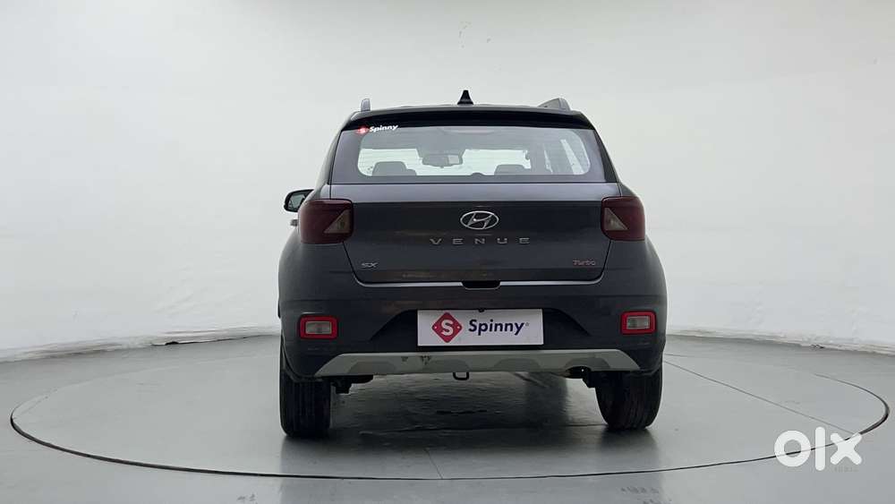 Hyundai Venue 1.0 Sx Plus Turbo Dct Dual Tone, 2022, Petrol