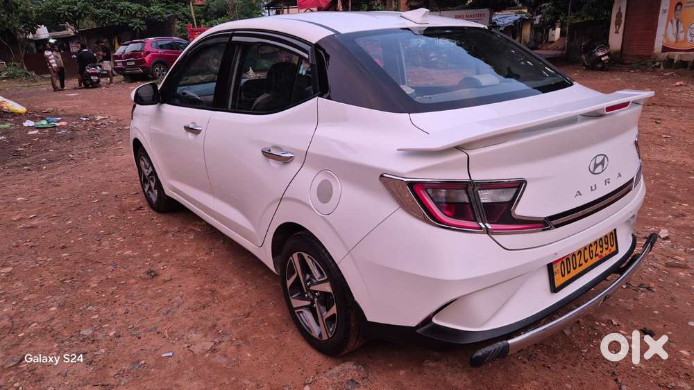 Hyundai Aura Sx (o) Manual, 2023, Petrol