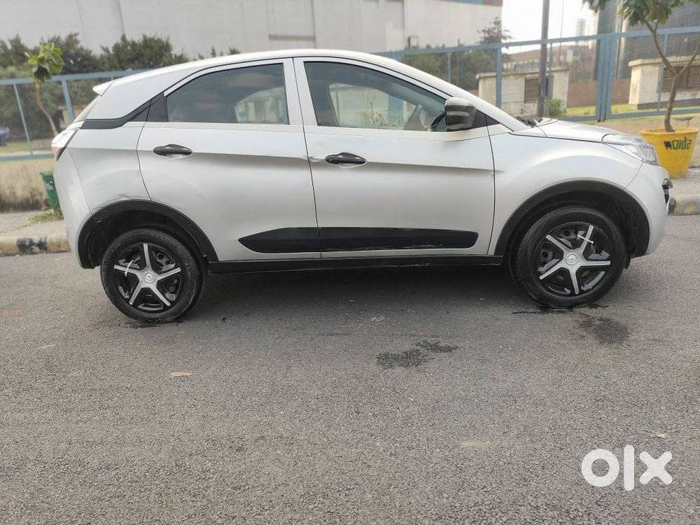 Tata Nexon 1.5 Revotorq Xm (s), 2017, Diesel