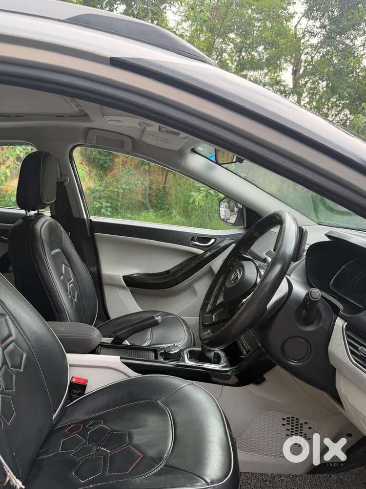 Tata Nexon 1.2 Revotron Xz Plus (s), 2021, Petrol