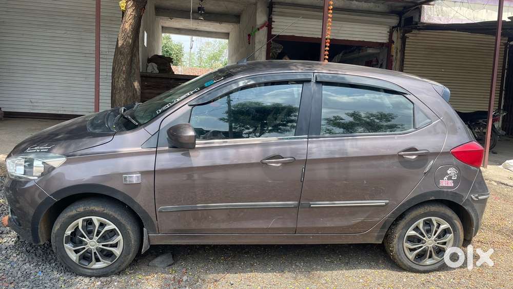 Tata Tiago Petrol 2018