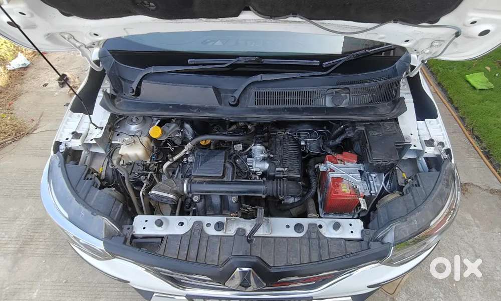 Triber Top Model With Automatic Transmission In Super Condition