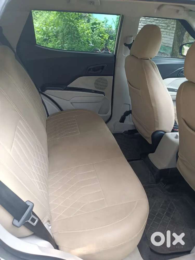 Mahindra Xuv300 Petrol Manual 2023