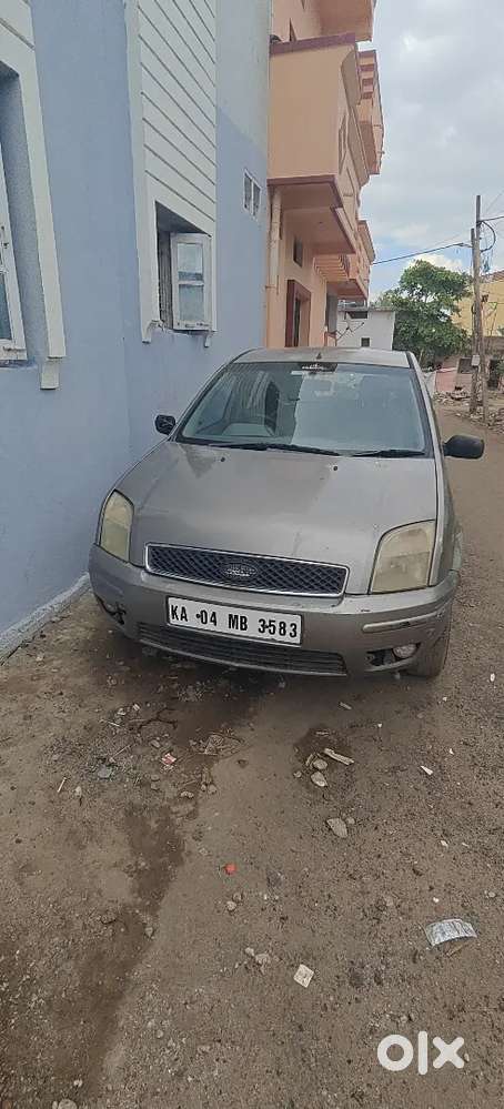 Ford Fusion 2005 Petrol 120000 Km Driven
