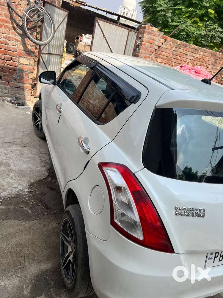 Maruti Suzuki Swift 2013 Diesel 80000 Km Driven
