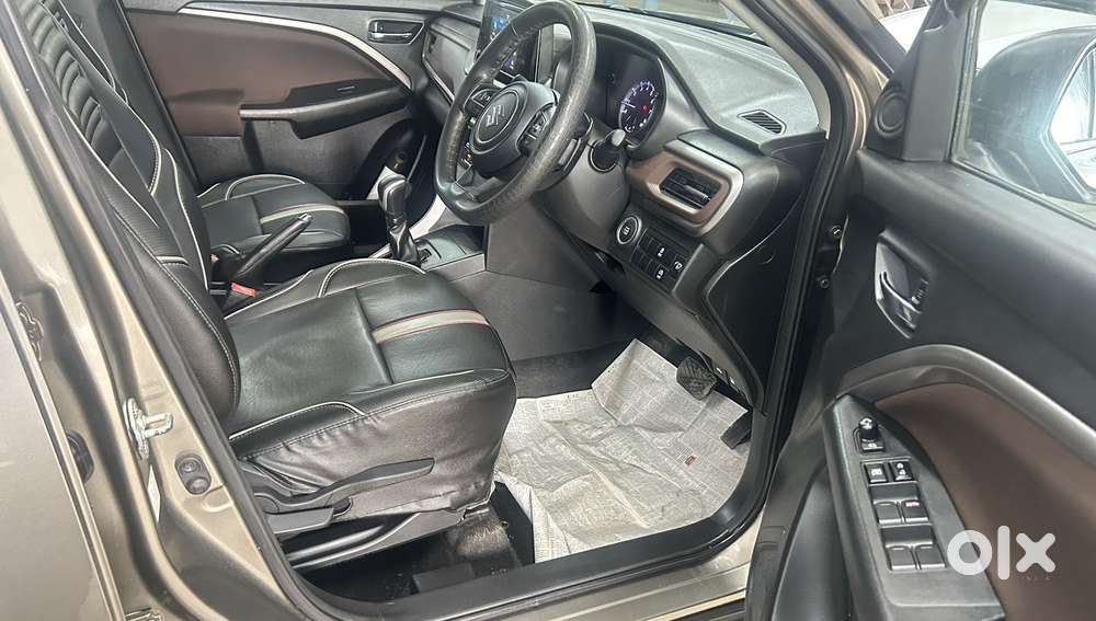 Maruti Suzuki Brezza 1.5 Zxi At Smart Hybrid, 2022, Petrol
