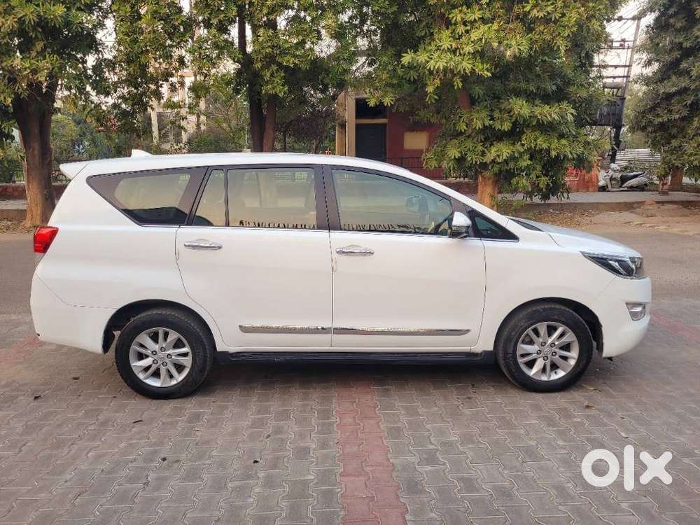 Toyota Innova Crysta 2.4 Vx Mt, 2020, Diesel