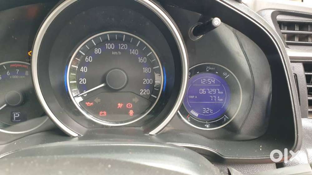 Honda Jazz V Cvt, 2015, Petrol