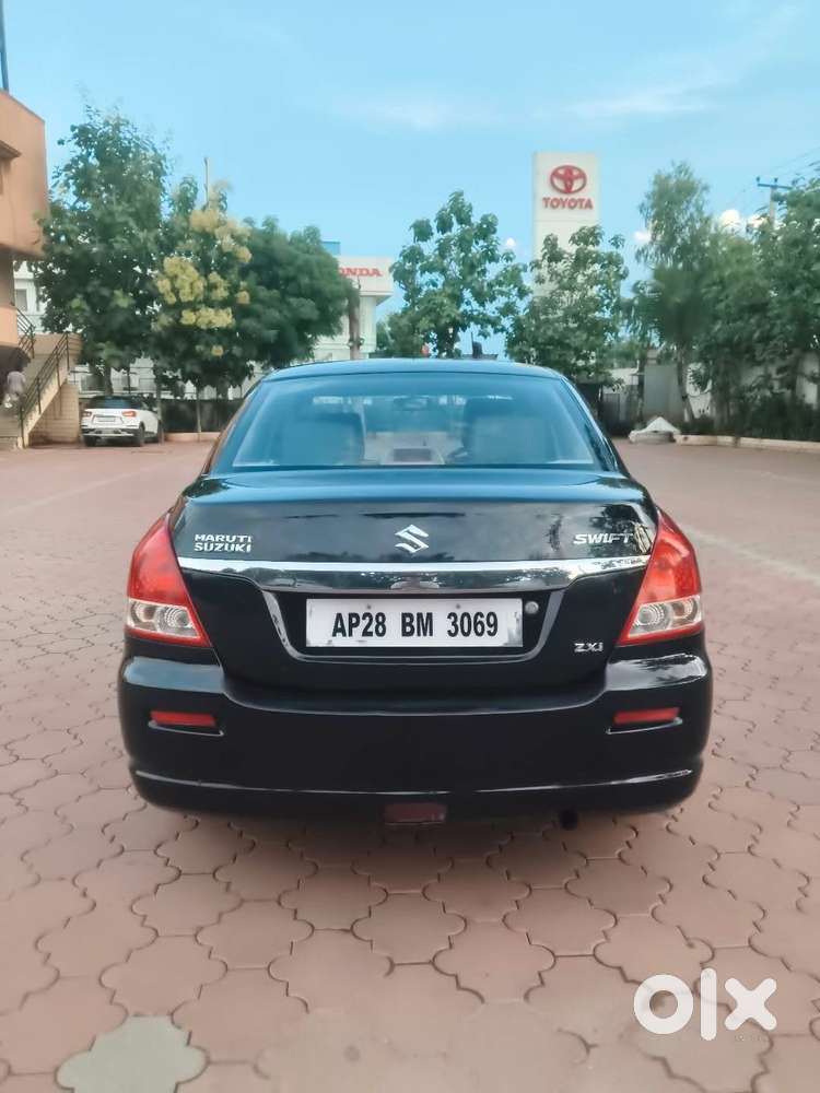 Maruti Suzuki Dzire 1.2 Zxi, 2010, Petrol