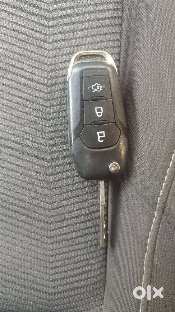 Ford Figo 2012-2015 Petrol Titanium, 2016, Petrol