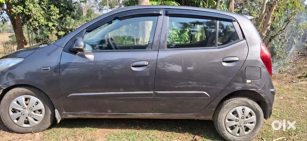Hyundai I10 2011 Petrol 80000 Km Driven