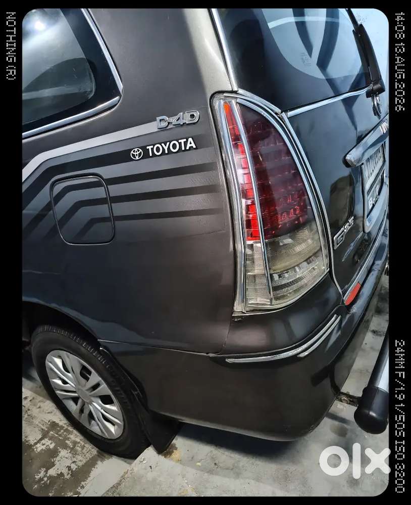 Toyota Innova 2.5 G Diesel 2011