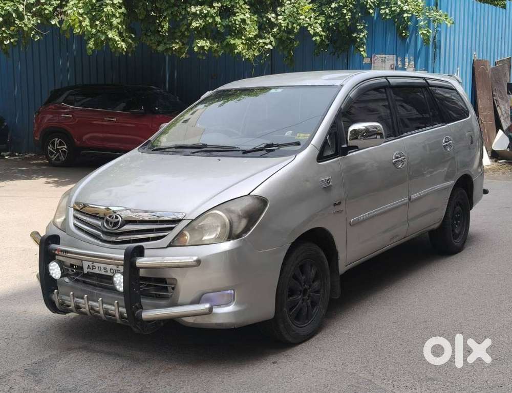 Toyota Innova 2.5 V 7 Str, 2006, Diesel