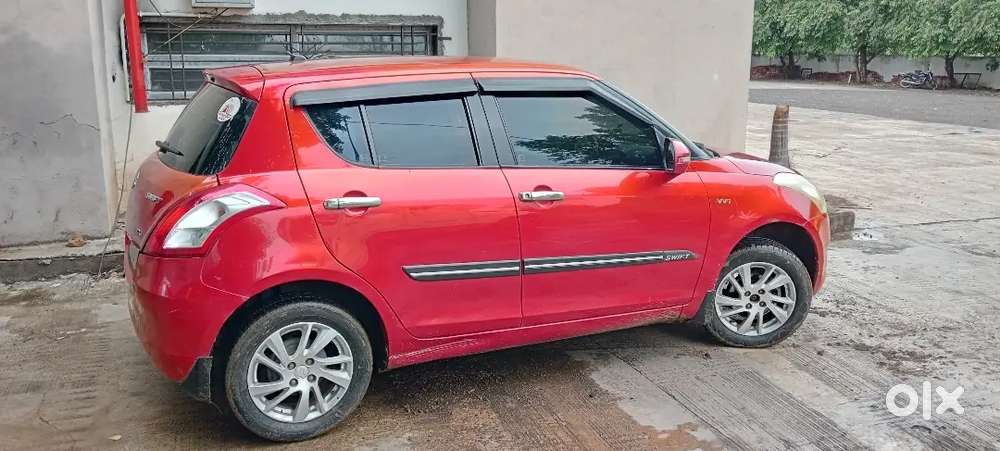Maruti Suzuki Swift Zxi 2011