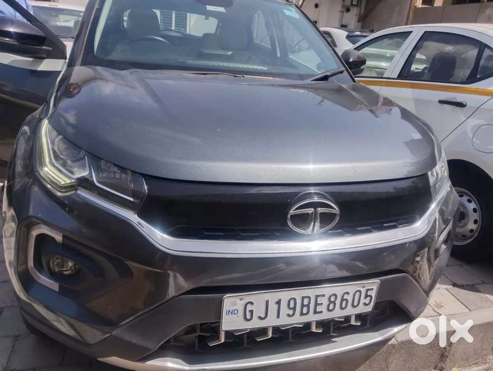 Tata Nexon 1.2 Revotron Xza Plus Luxs Red Dark Edition Amt, 2023, Pe..