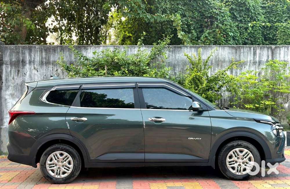 Kia Carens G1.5 6mt Gravity, 2025, Petrol