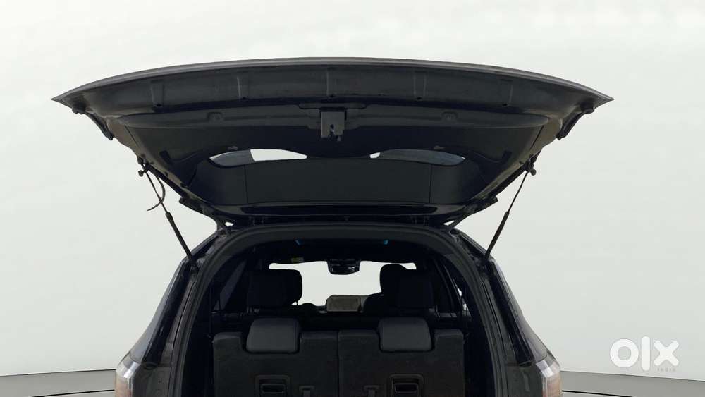 Tata Safari 2.0 Kryotec Xza Plus (o) Red Dark Edition, 2023, Diesel