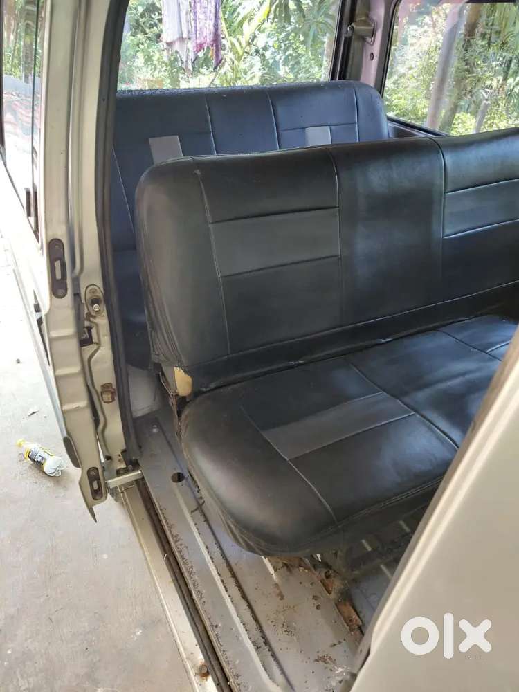 Maruti Suzuki Omni 2011