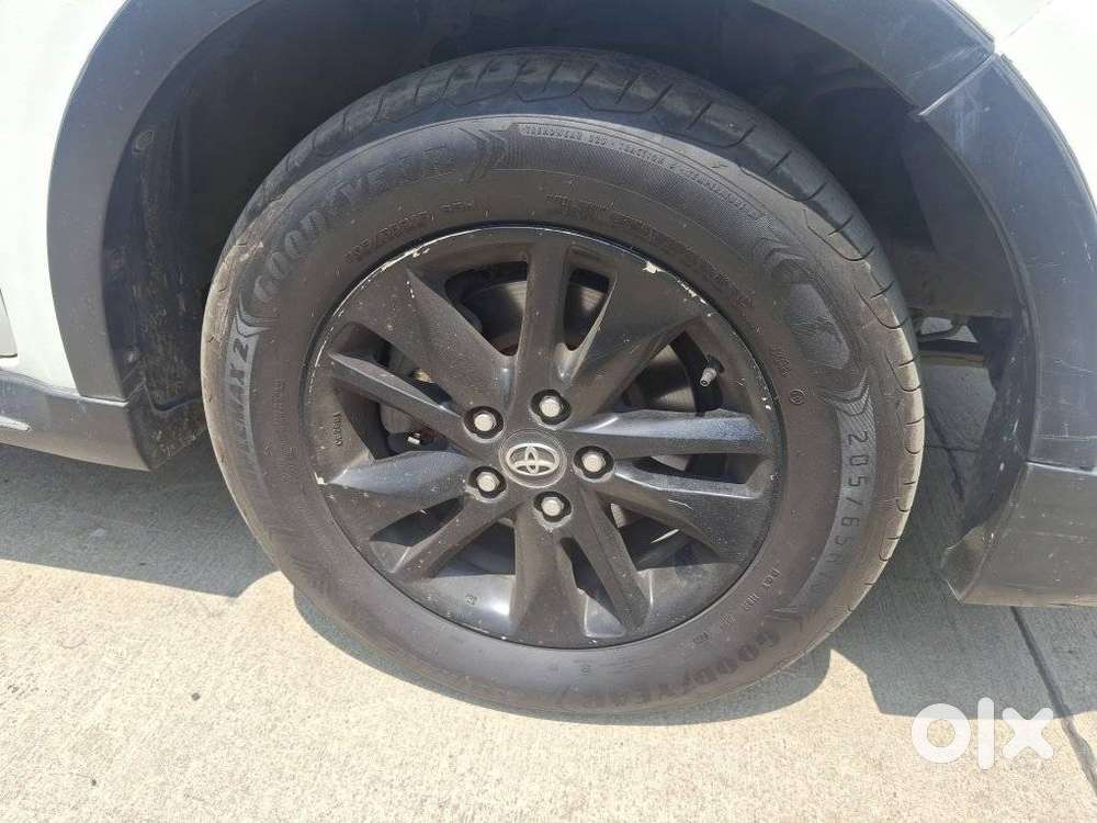 Toyota Innova Crysta 2.8 At Touring Sport, 2017, Diesel