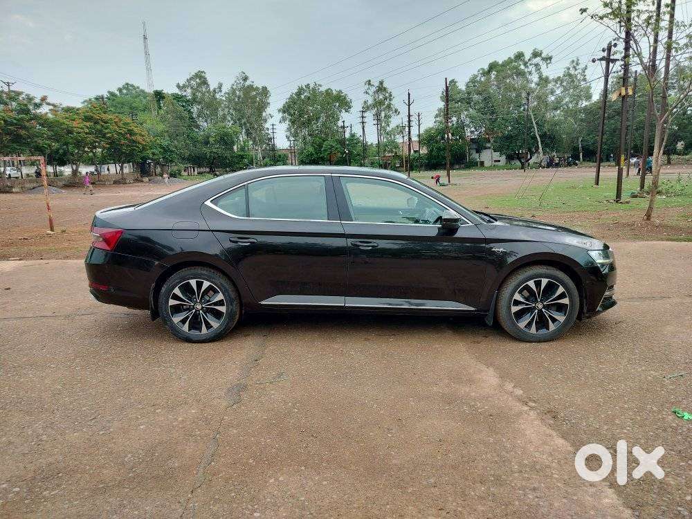 Skoda Superb 2.0 Tsi At L&k, 2021, Petrol