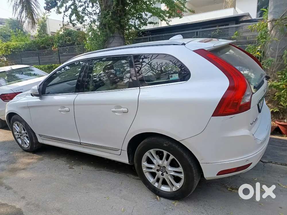 Volvo Xc60 2017 Diesel 155000 Km Driven