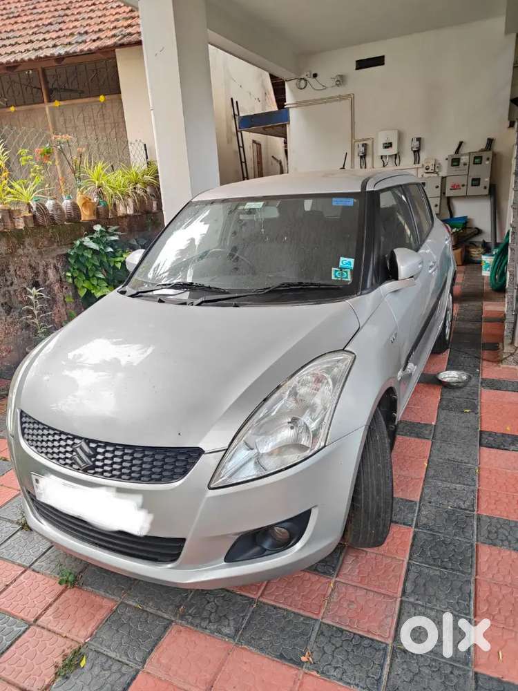 Maruti Suzuki Swift 2012 Petrol