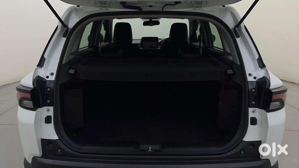 Maruti Suzuki Vitara Brezza 1.5 Zxi, 2025, Petrol