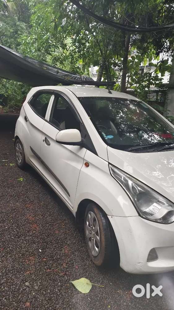 Hyundai Eon 2014 Petrol Well Maintained ( Full Company Service)