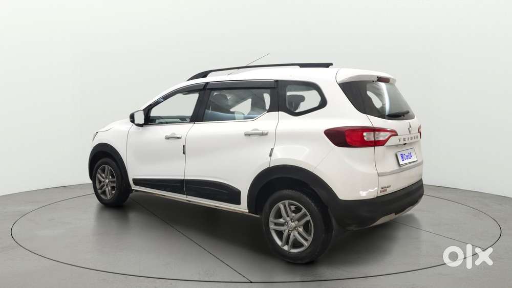 Renault Triber Rxz, 2022, Petrol