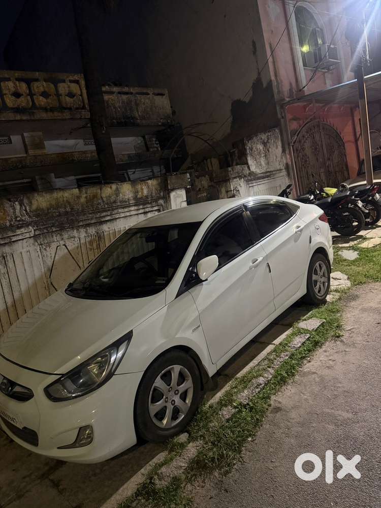 Hyundai Verna Fluidic 2011