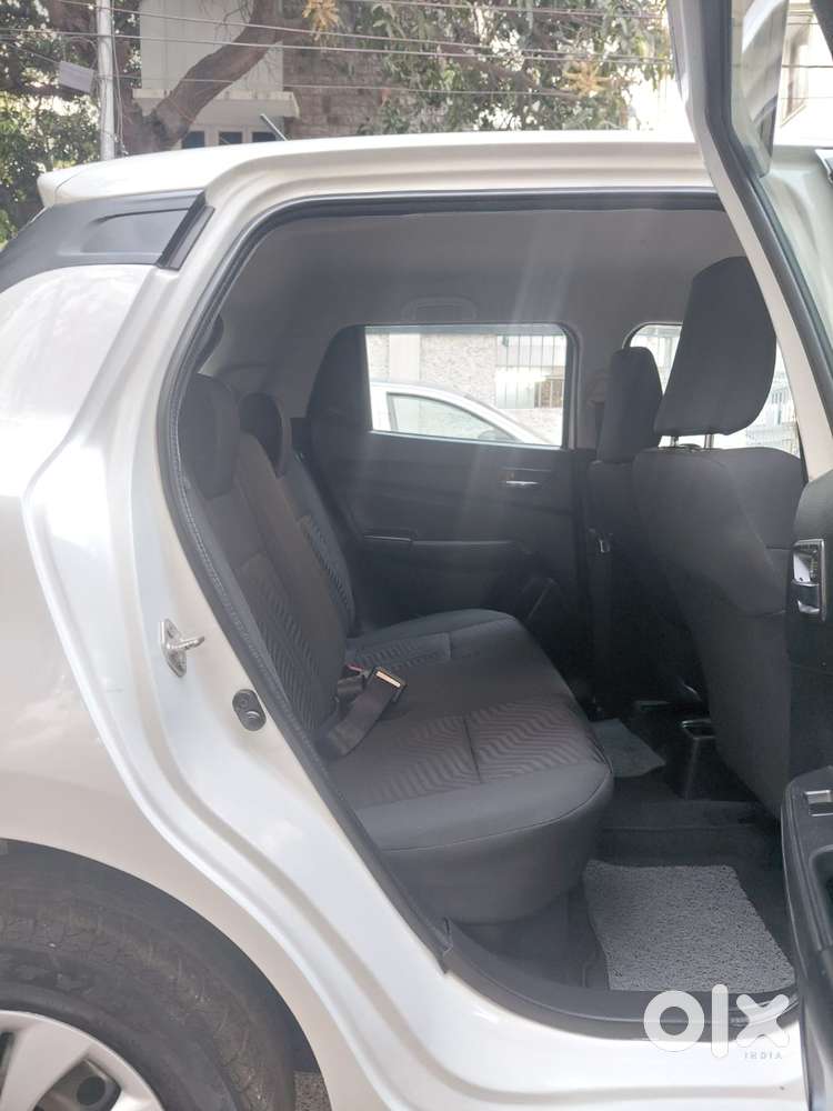 Maruti Suzuki Swift Vxi + Manual, 2020, Petrol