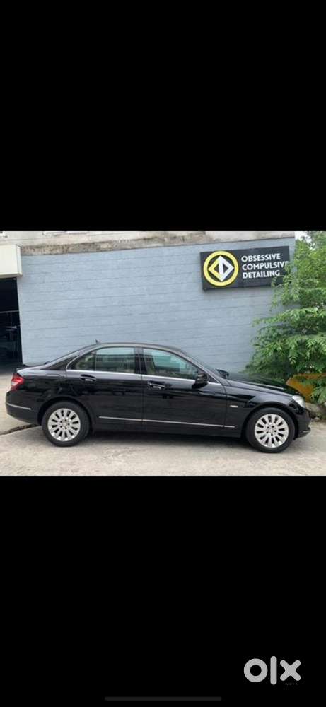 Mercedes-benz C-class 2011 Petrol 55000 Km Driven