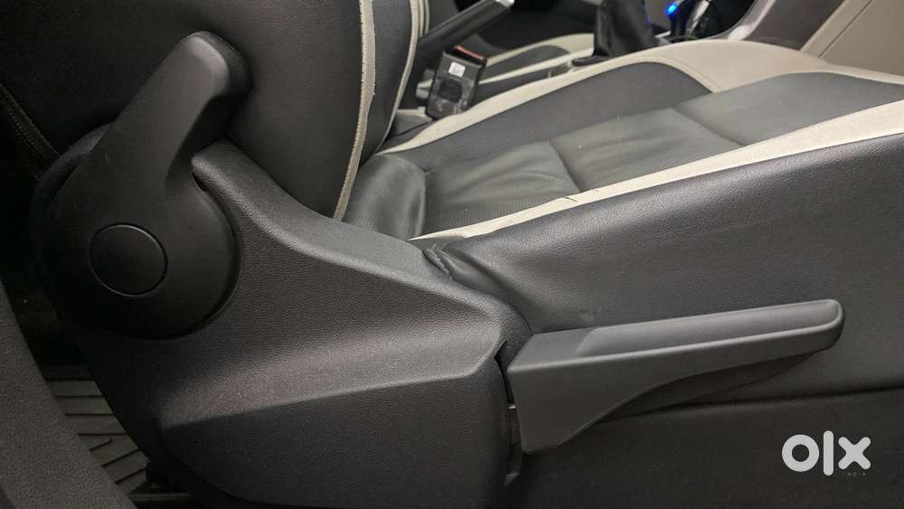 Volkswagen Taigun 1.0 Tsi Topline, 2022, Petrol