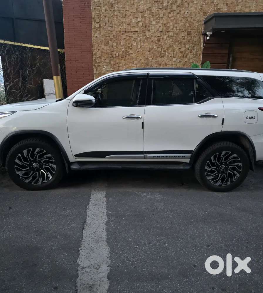 Toyota Fortuner 2018 Diesel 82300 Km Driven