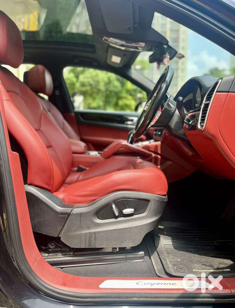 Porsche Cayenne Base, 2020, Petrol